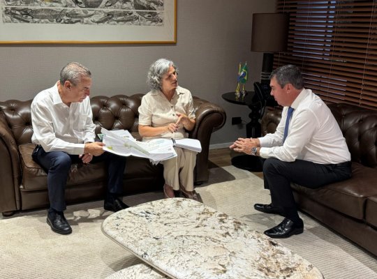 girleide_rovari_recorre_ao_governo_do_estado_para_conclusao_de_asfalto